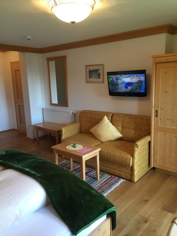 קארטיץ' Hotel Schoene Aussicht מראה חיצוני תמונה