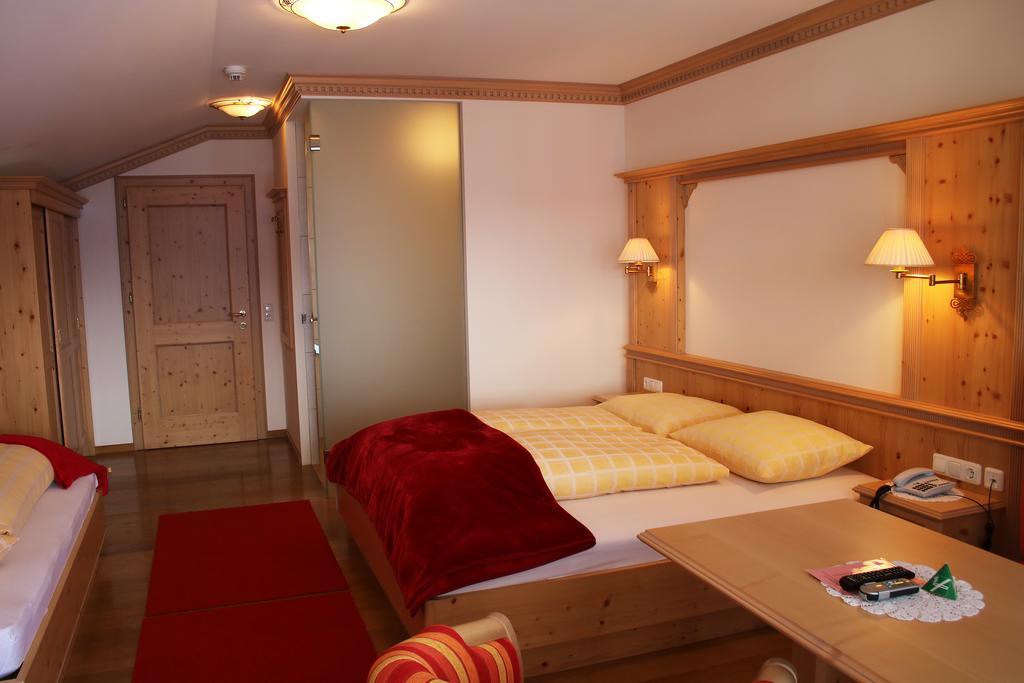קארטיץ' Hotel Schoene Aussicht מראה חיצוני תמונה