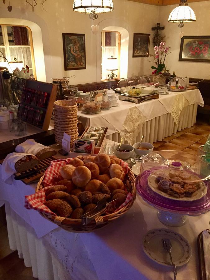 קארטיץ' Hotel Schoene Aussicht מראה חיצוני תמונה