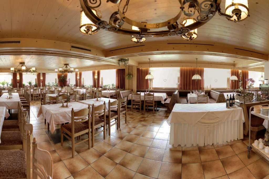 קארטיץ' Hotel Schoene Aussicht מראה חיצוני תמונה